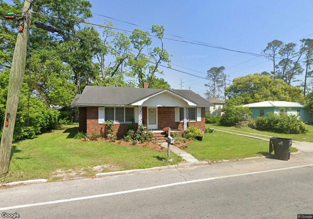 508 Daughtry Ave S, Douglas, GA 31533 - photo 1