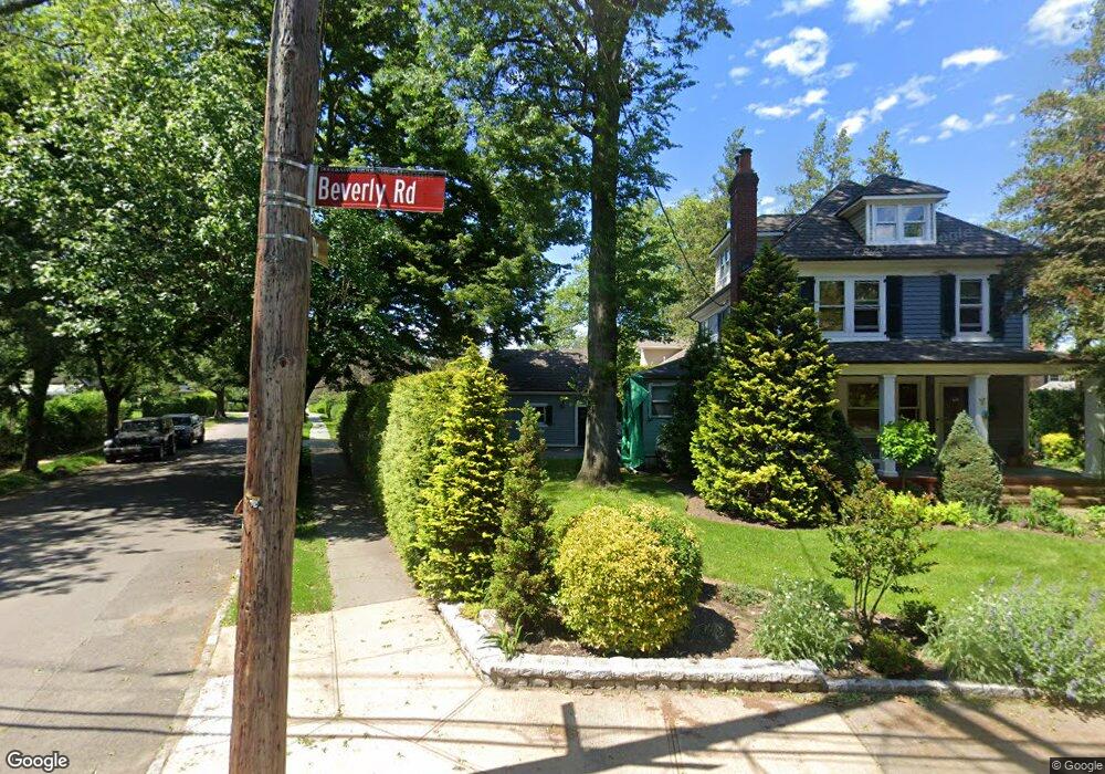 303 Beverly Rd, Little Neck, NY 11363 - photo 1