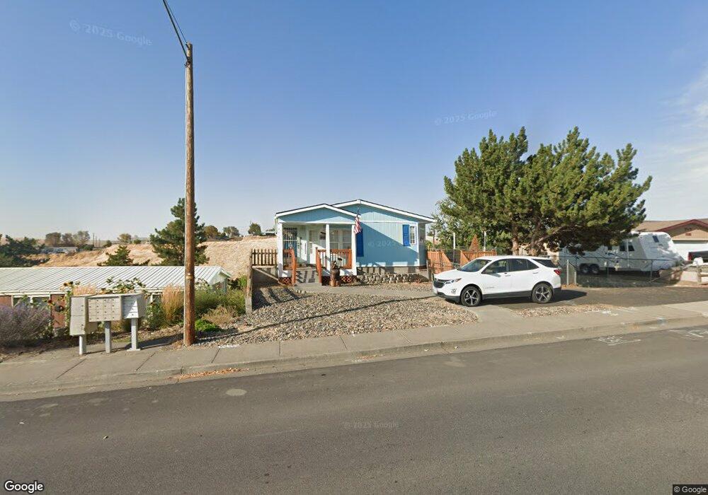 975 SW Marshall Ave, Pendleton, OR 97801 - photo 1