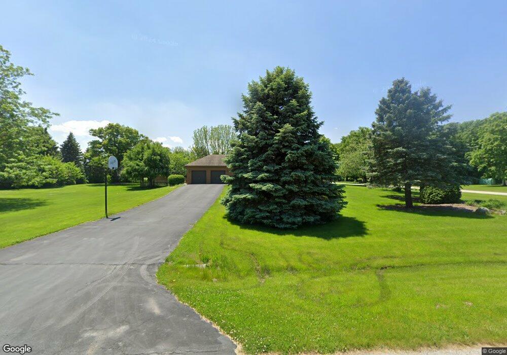 4 Crestview Dr, Oswego, IL 60543 - photo 1