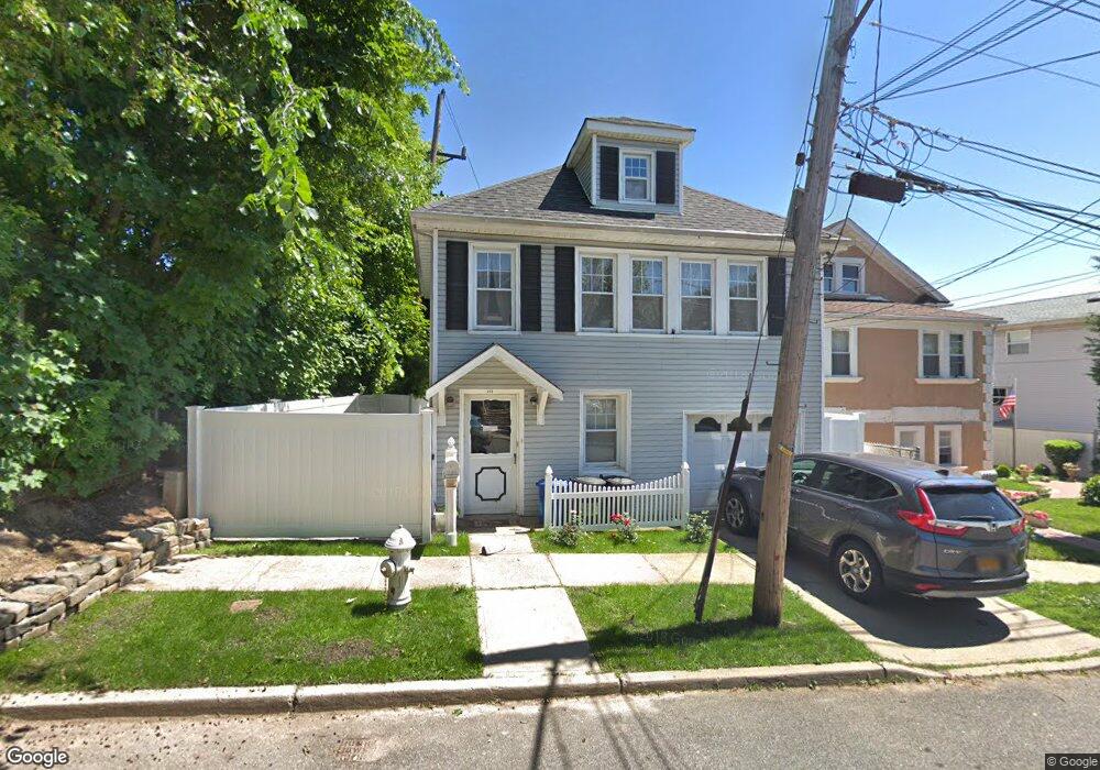 203 Alter Ave, Staten Island, NY 10305 - photo 1