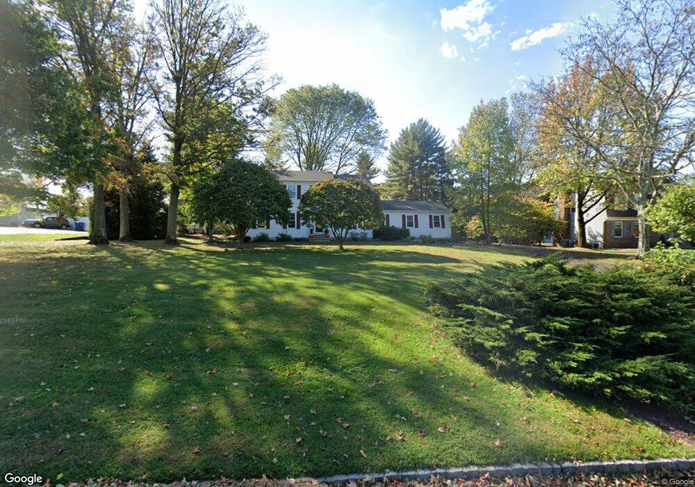 22 Horseshoe Dr, Flemington, NJ 08822 - photo 1