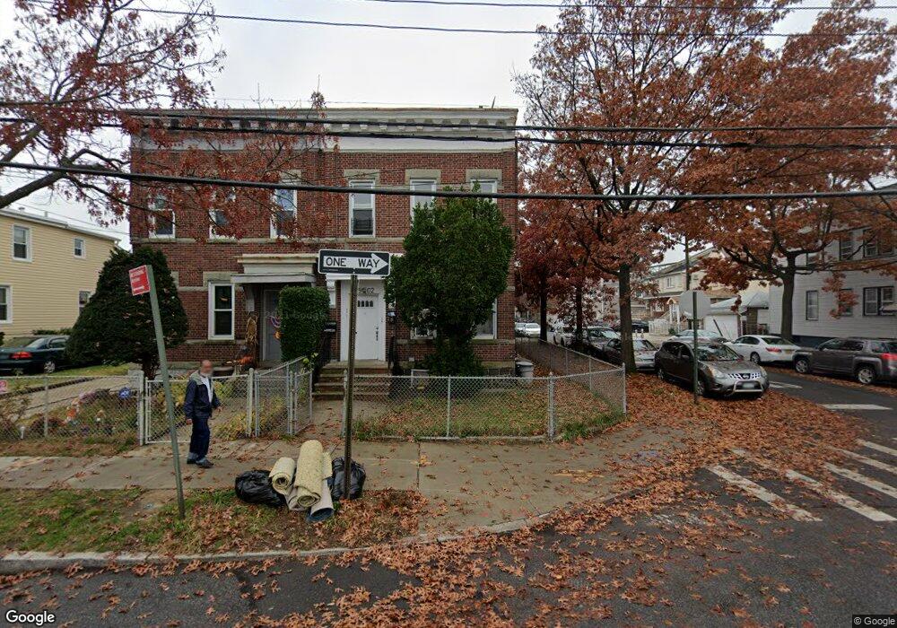 9502 110th St, South Richmond Hill, NY 11419 - photo 1