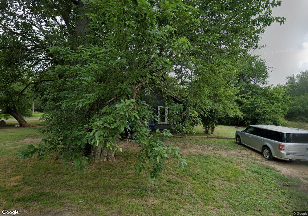 701 N 4th St, Hugo, OK 74743 - photo 1