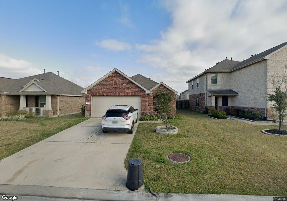2758 Donellan Dr, Houston, TX 77088 - photo 1