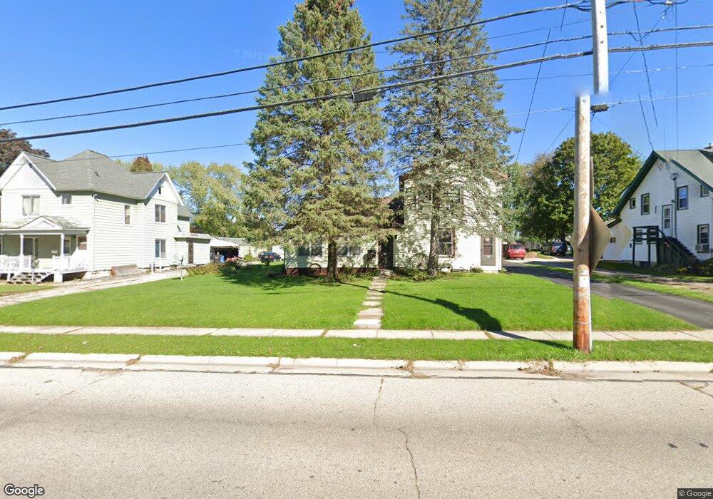 413 Janesville St, Oregon, WI 53575 - photo 1