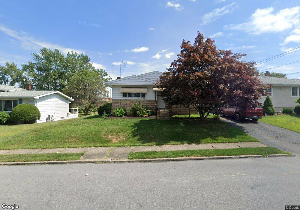 639 Putnam St, Hazleton, PA 18202 - photo 1