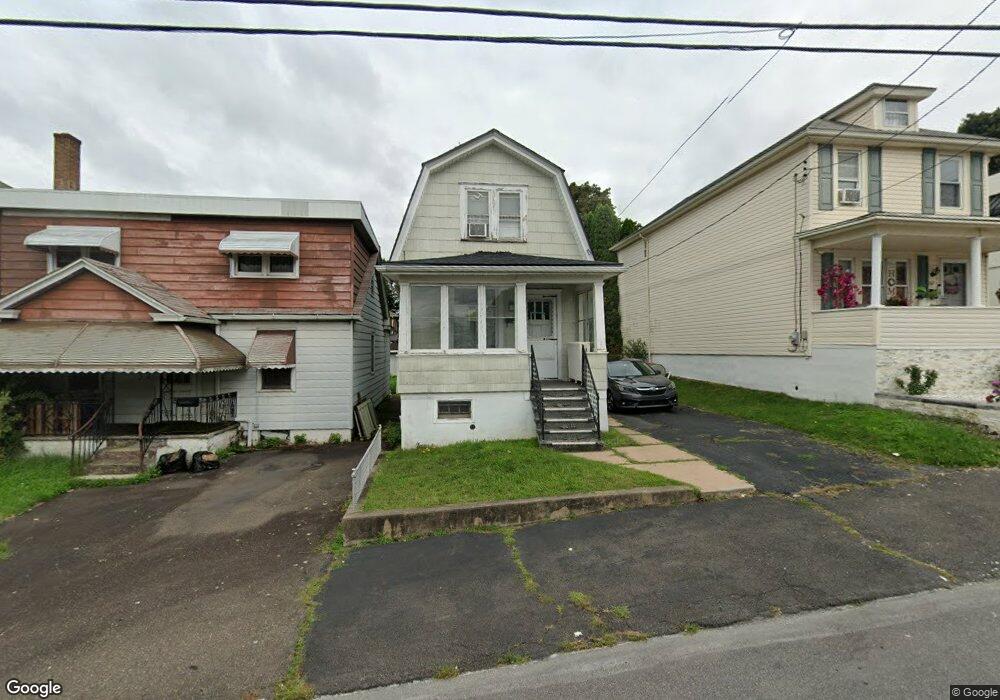 771 N Laurel St, Hazleton, PA 18201 - photo 1