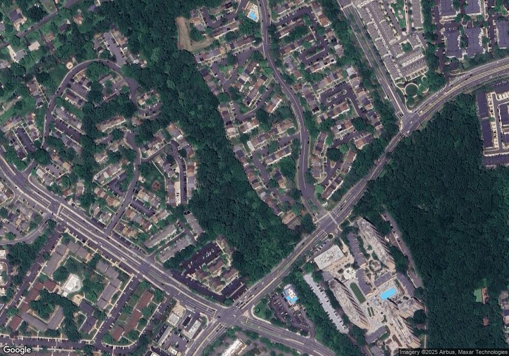 3066 Southern Elm Ct, Fairfax, VA 22031 - photo 1