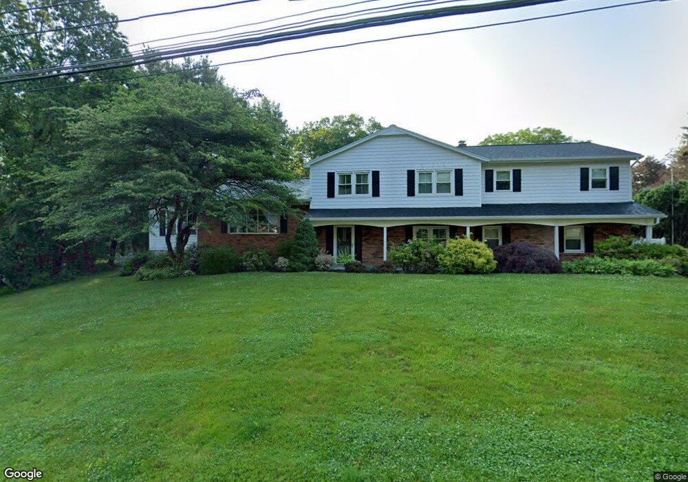 4 Tulip Tree La, Colonie, NY 12309 - photo 1