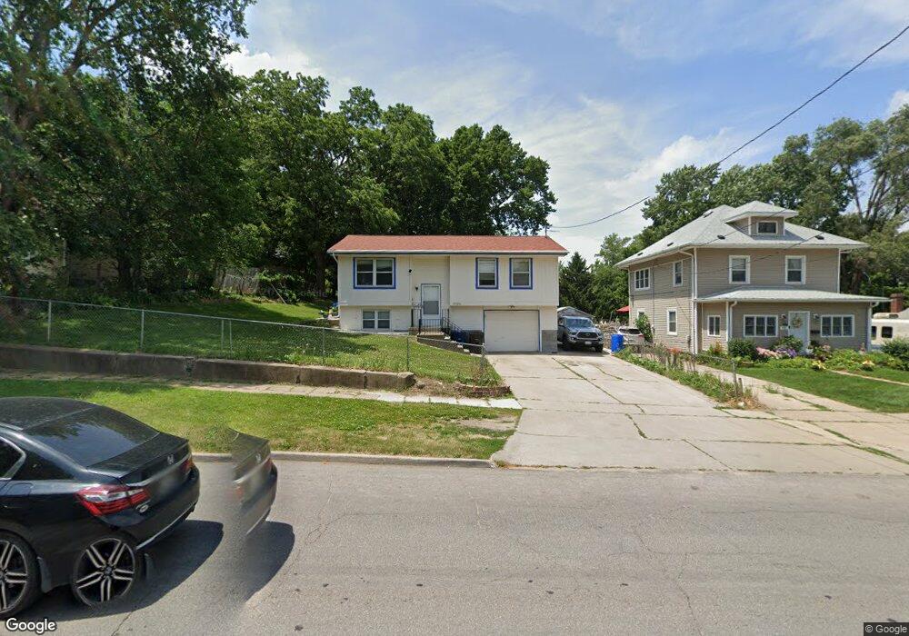 2128 SE 6th St, Des Moines, IA 50315 - photo 1