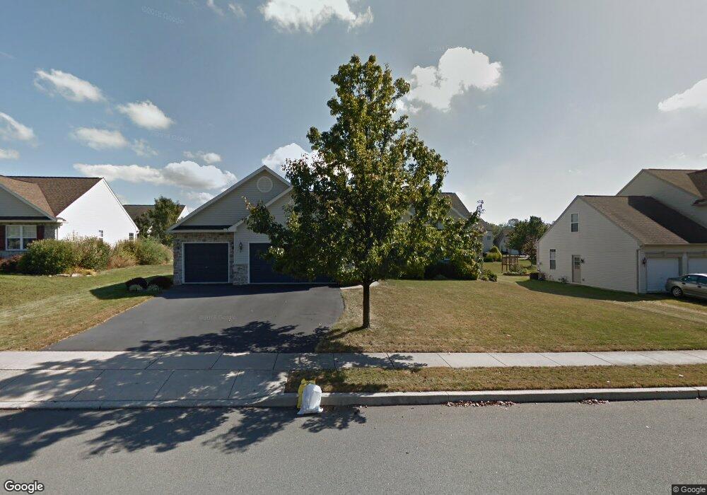 28 Sagebrook Dr, Reading, PA 19606 - photo 1