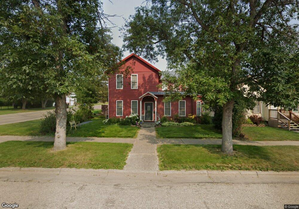 324 6th Ave NE, Jamestown, ND 58401 - photo 1