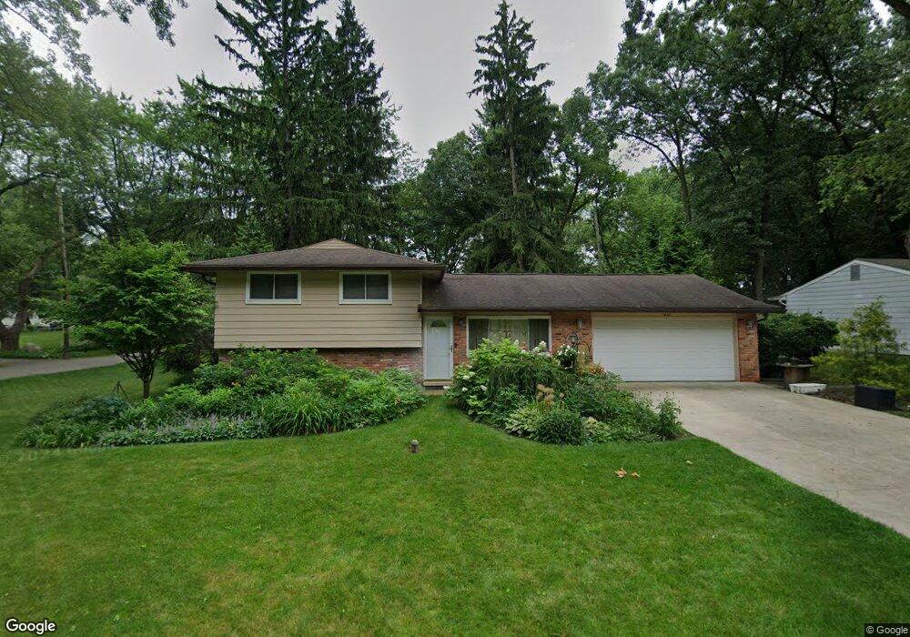 7423 Crestmore St, West Bloomfield, MI 48323 - photo 1