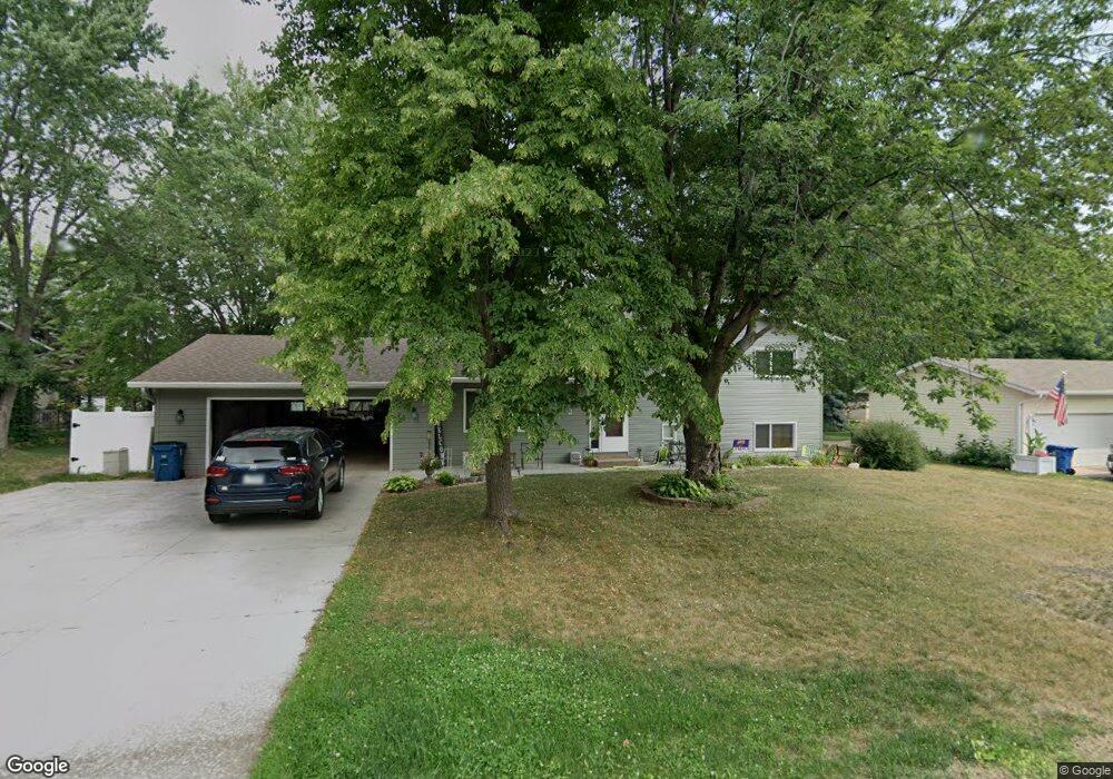 1912 W Highview Dr, Sauk Rapids, MN 56379 - photo 1