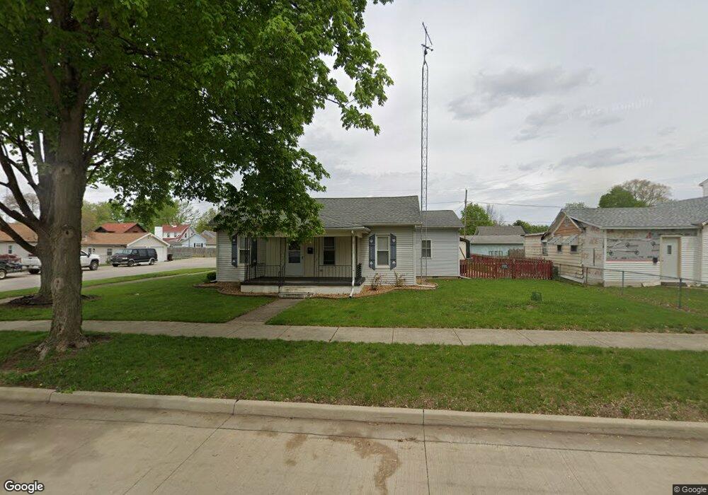 1002 Pulaski St, Lincoln, IL 62656 - photo 1