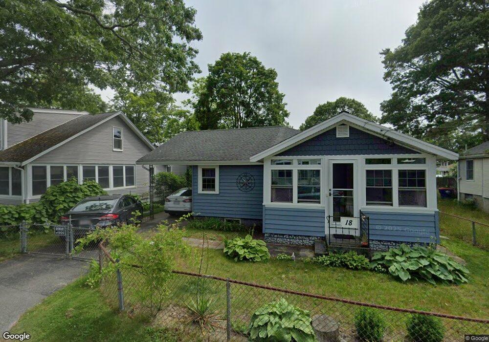 18 Ryder St, Buzzards Bay, MA 02532 - photo 1