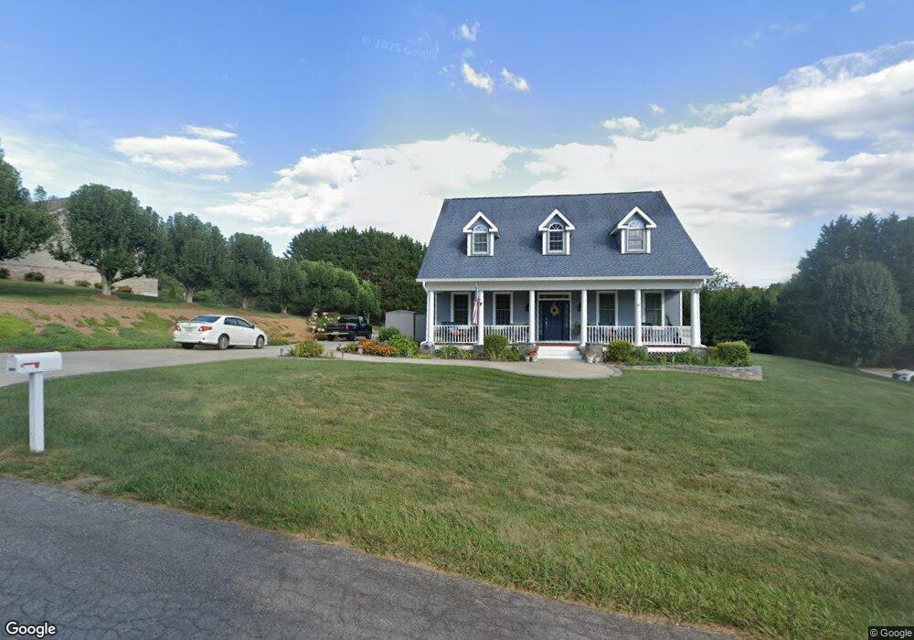 136 Lakeview Acres Dr, Asheville, NC 28806 - photo 1