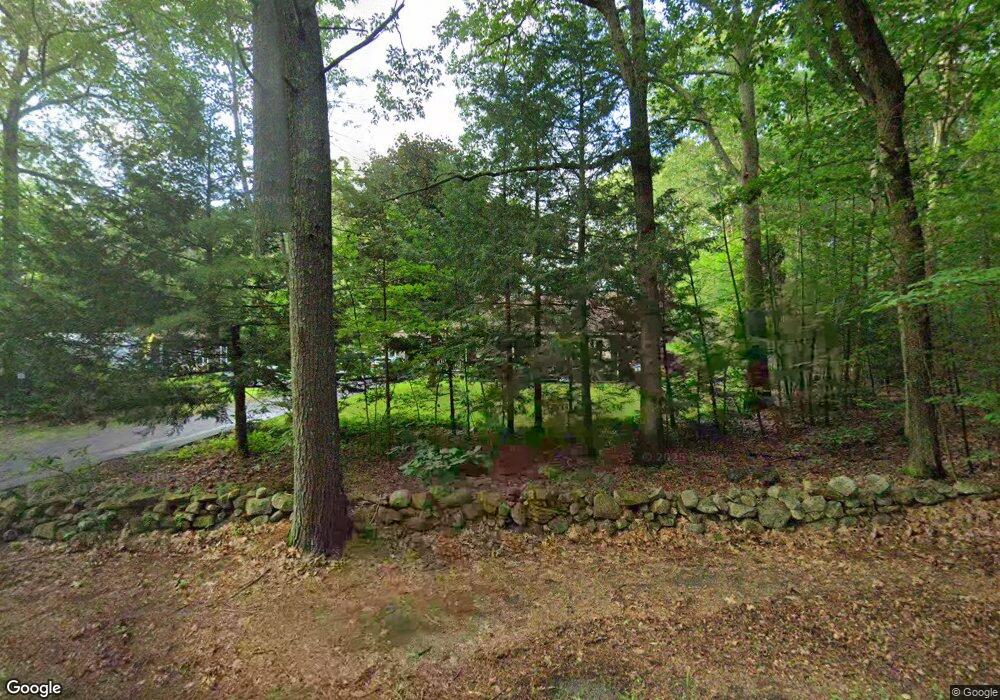 46 Wilson Rd, Londonderry, NH 03053 - photo 1