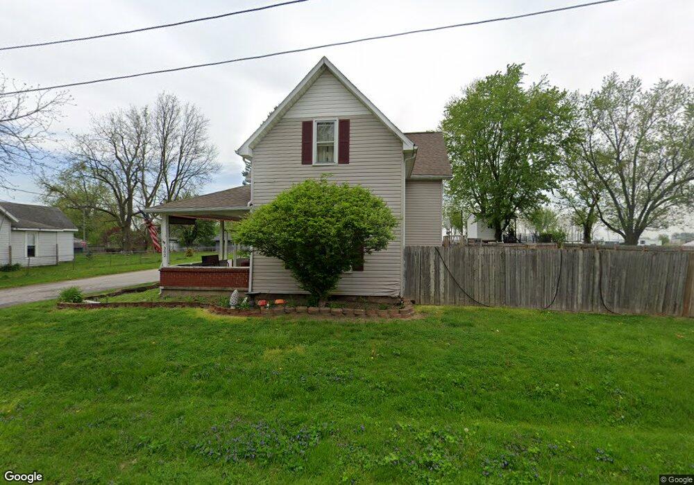 302 E Canal St, Windfall, IN 46076 - photo 1