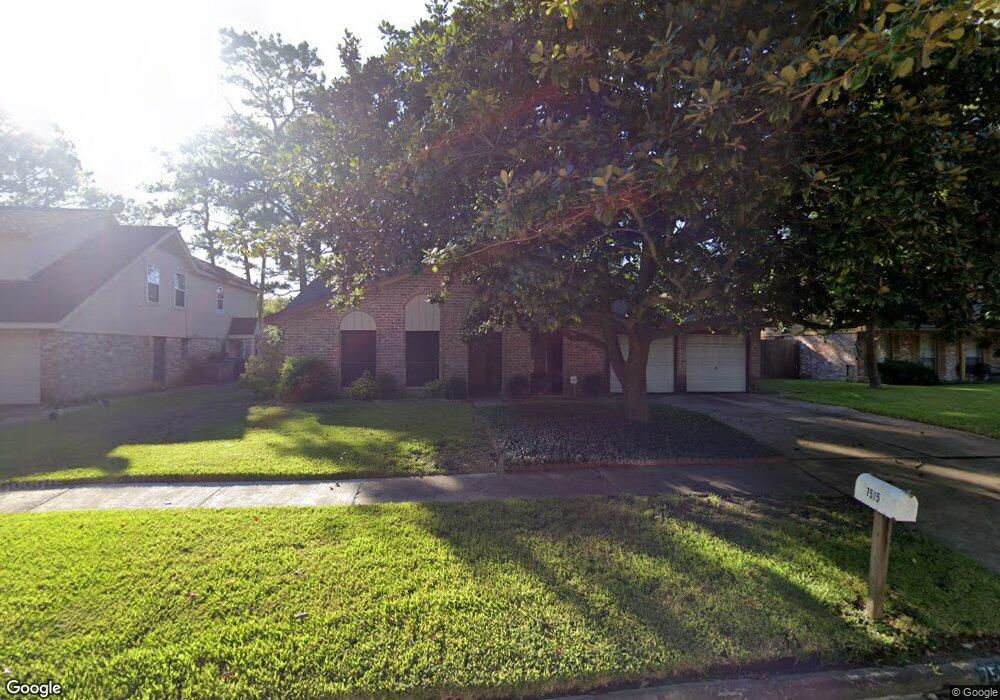 7515 Green Lawn Dr, Houston, TX 77088 - photo 1