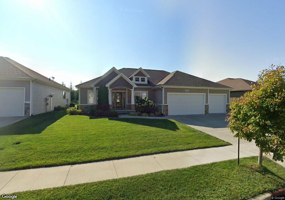 208 Westbrook Ct, Columbus, IN 47201 - photo 1