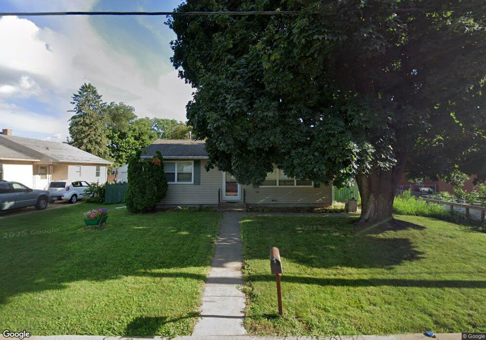 233 N 4th St, La Crescent, MN 55947 - photo 1