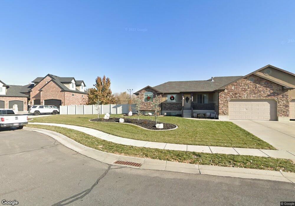 5674 W 5300 S, Hooper, UT 84315 - photo 1