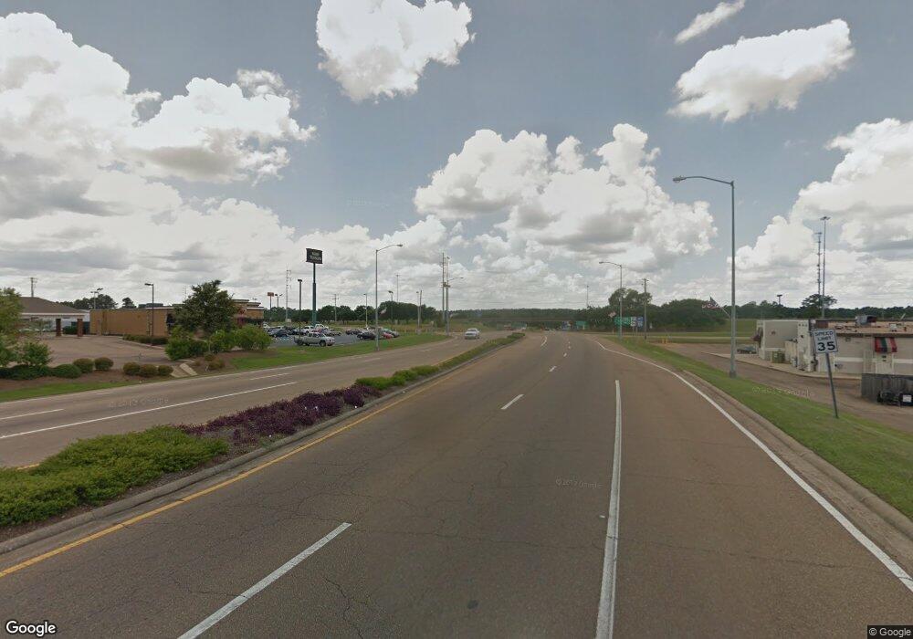 2162 Veterans Blvd, McComb, MS 39648 - photo 1