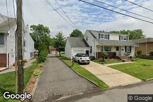 32A Henry St, Moonachie, NJ 07074