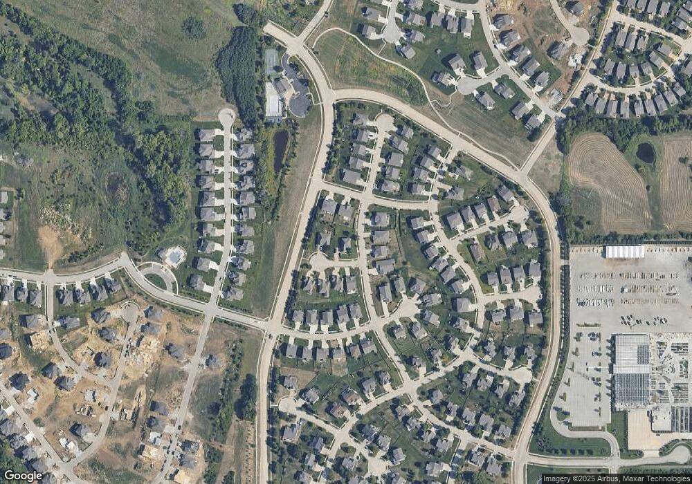 9214 Kenton St, Lenexa, KS 66227 - photo 1