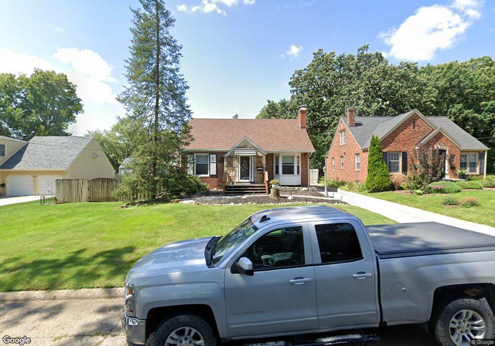 2910 35th St, Des Moines, IA 50310 - photo 1