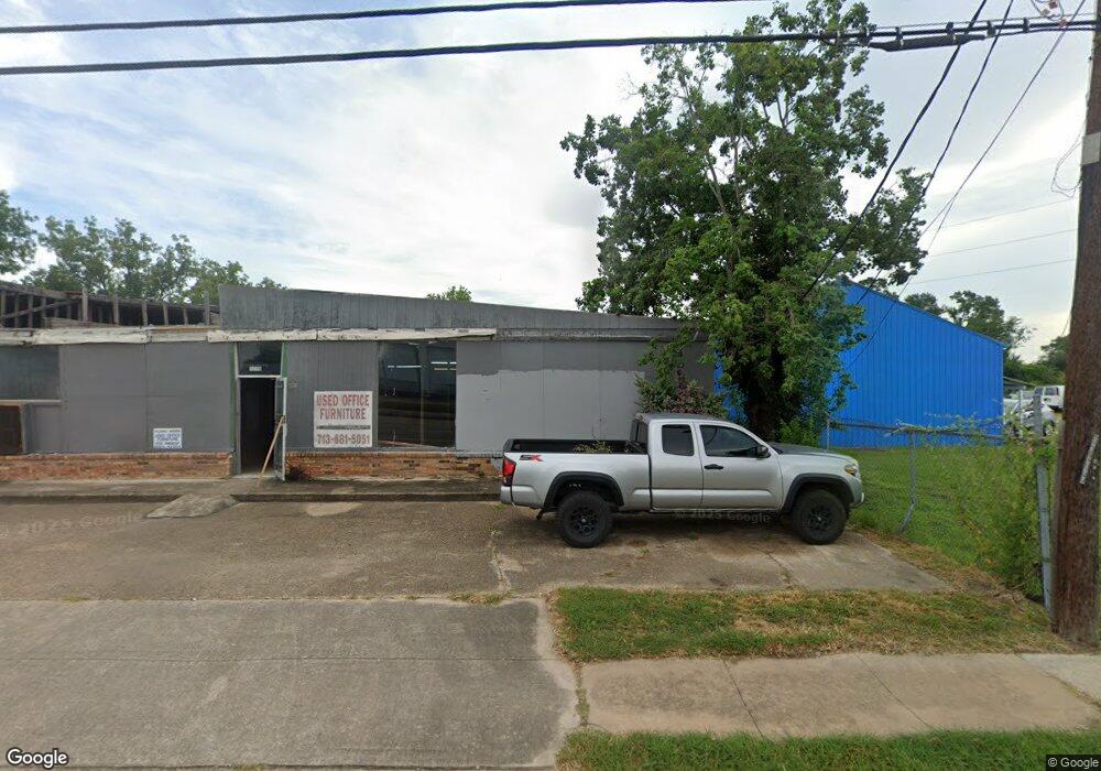 5214 Pinemont Dr, Houston, TX 77092 - photo 1