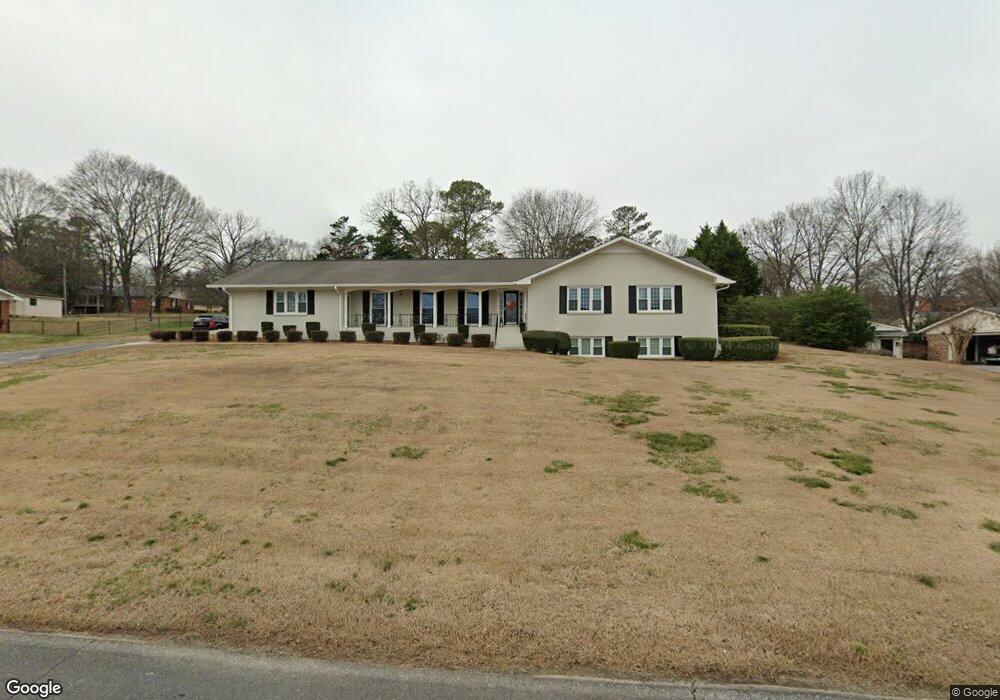 128 Windsor Dr, Calhoun, GA 30701 - photo 1
