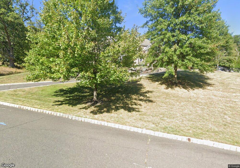 4 Lund Ln, Green Brook, NJ 08812 - photo 1