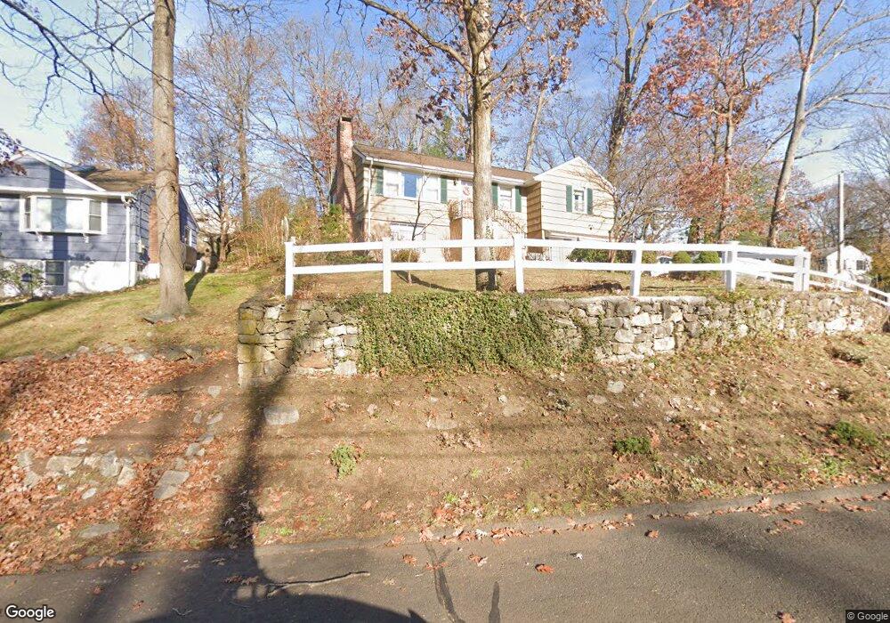 20 Hollow Tree Rd, Norwalk, CT 06854 - photo 1