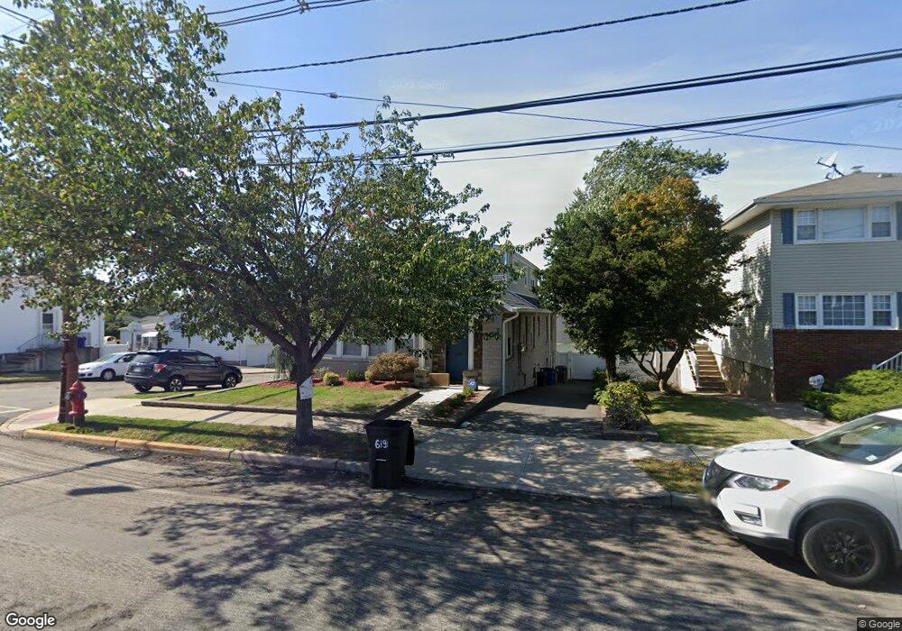 619 Chase Ave, Lyndhurst, NJ 07071 - photo 1