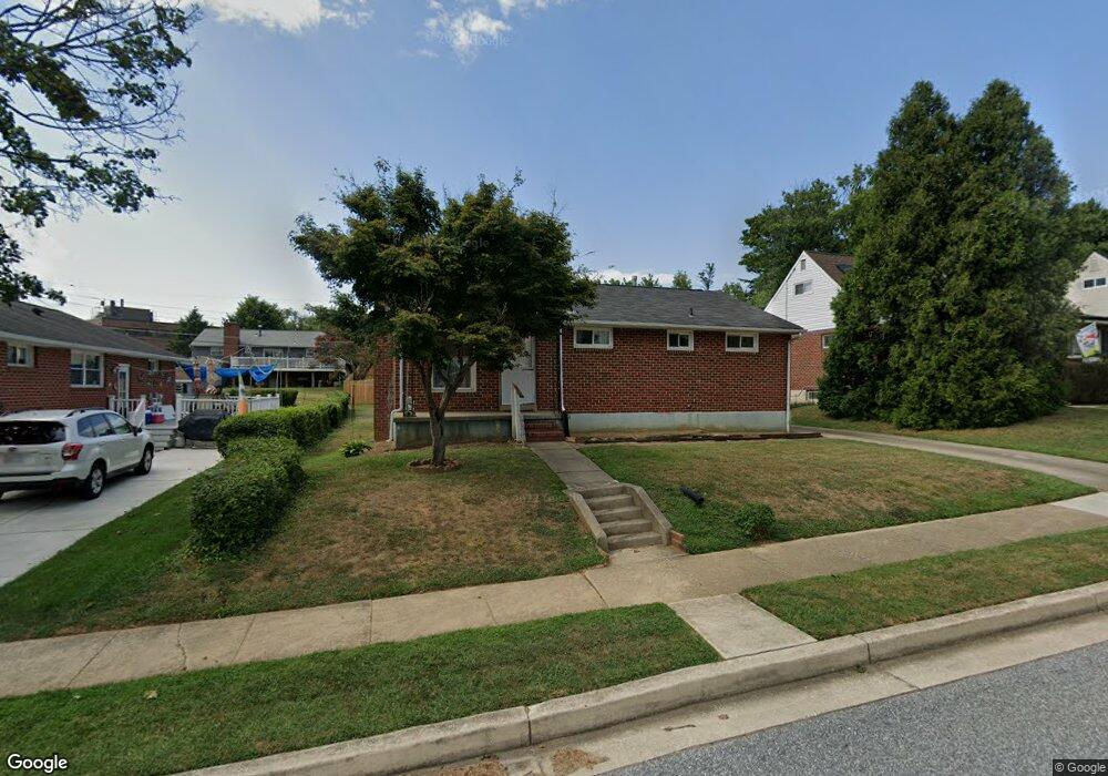 2118 Sweetbrier Ln, Lutherville Timonium, MD 21093 - photo 1