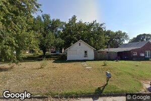 207 W 6th St, Solomon, KS 67480