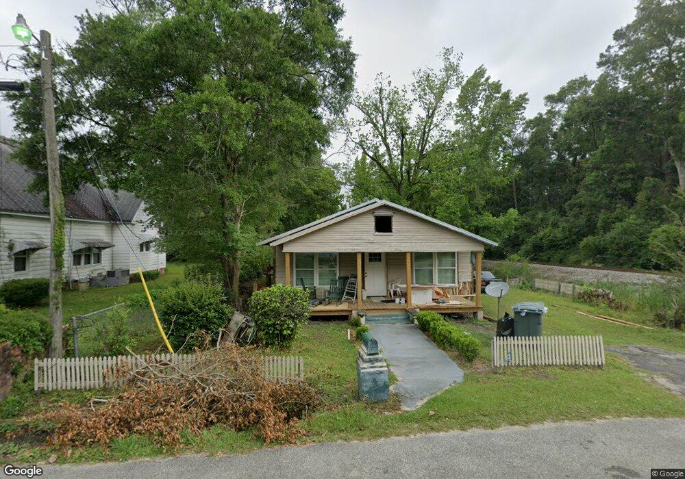 712 E Gordon St, Quitman, GA 31643 - photo 1