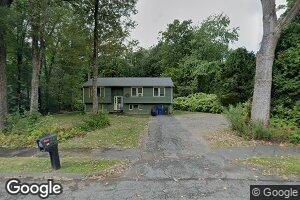 211 Grantwood Dr, Amherst, MA 01002