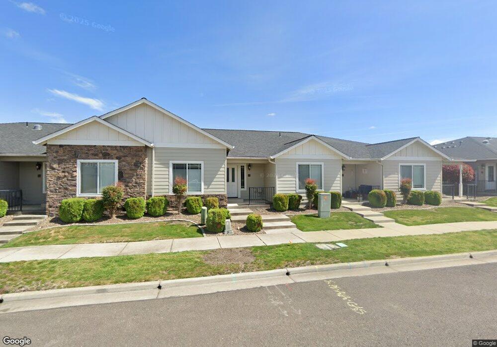 310 Cheney Loop, Central Point, OR 97502 - photo 1