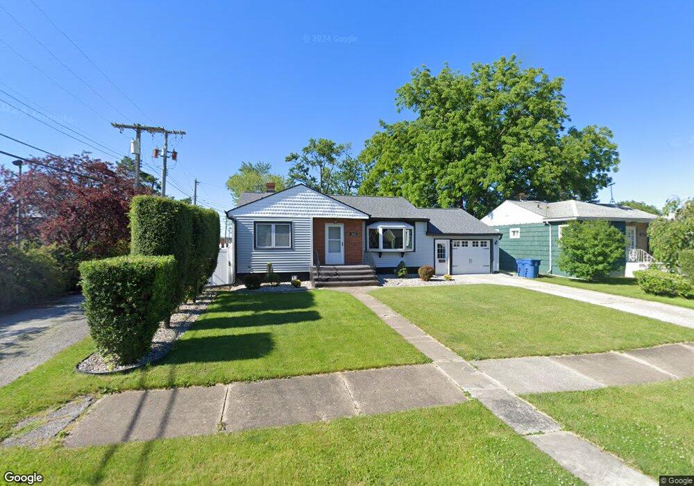 2813 Ross St, Highland, IN 46322 - photo 1