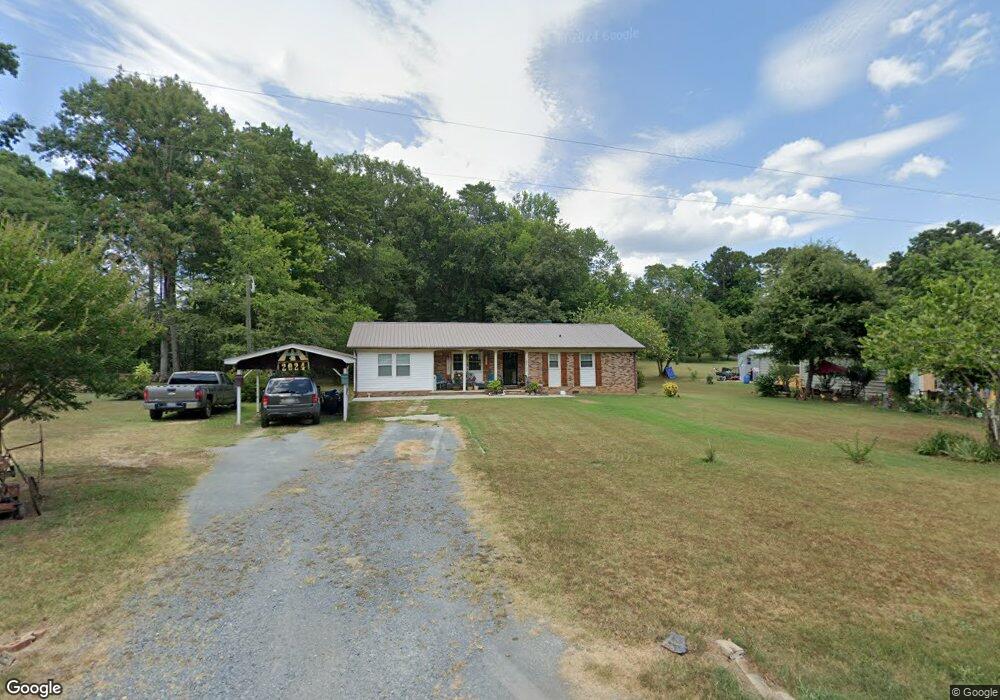 3053 Sharron Dr, Asheboro, NC 27205 - photo 1