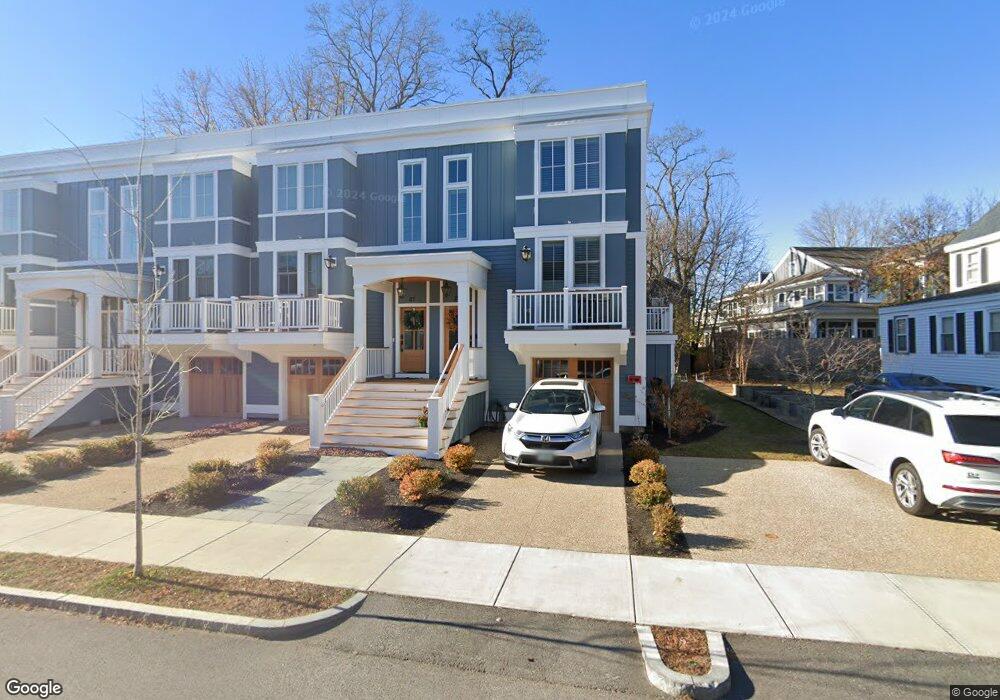 25 Franklin St, Exeter, NH 03833 - photo 1