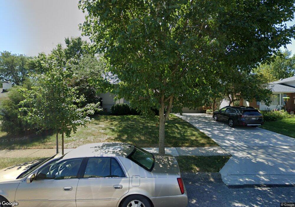 1435 Montcalm Rd, Columbus, OH 43221 - photo 1