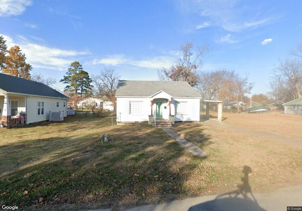 305 E Elm Ave, Eufaula, OK 74432 - photo 1