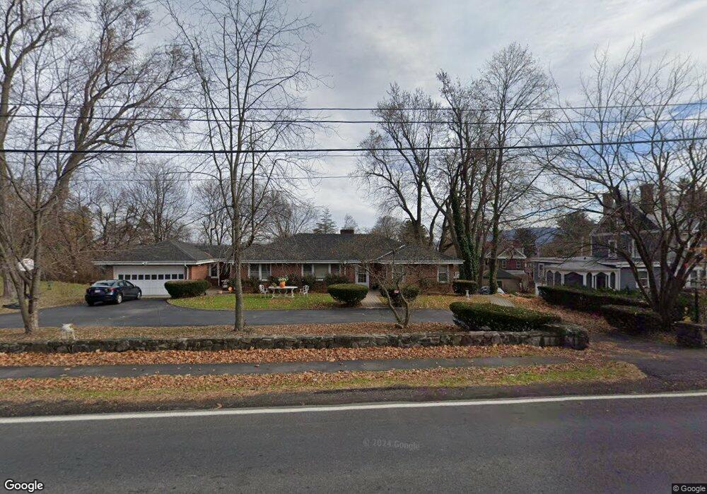 4 Balmville Rd, Newburgh, NY 12550 - photo 1