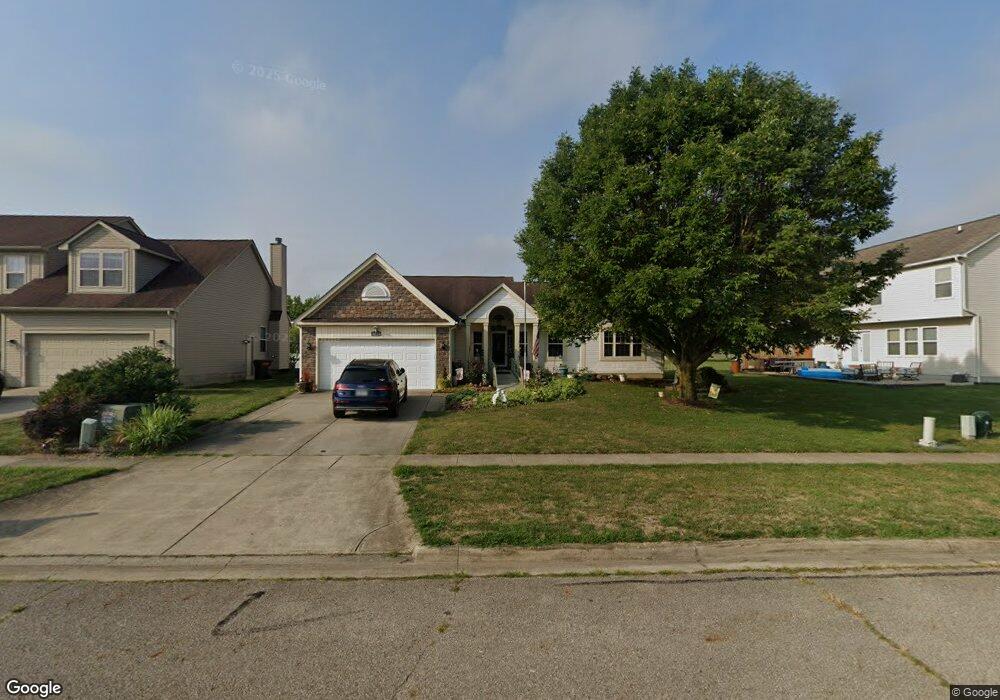 335 Hillcrest Dr, Circleville, OH 43113 - photo 1