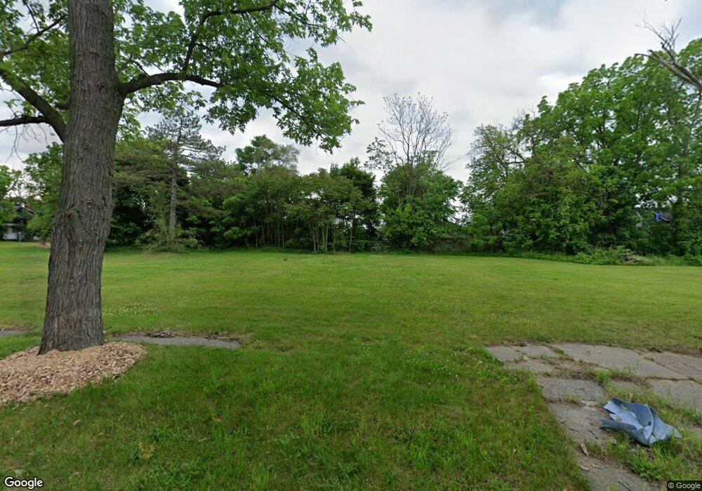 1542 E Hamilton Ave, Flint, MI 48506 - photo 1